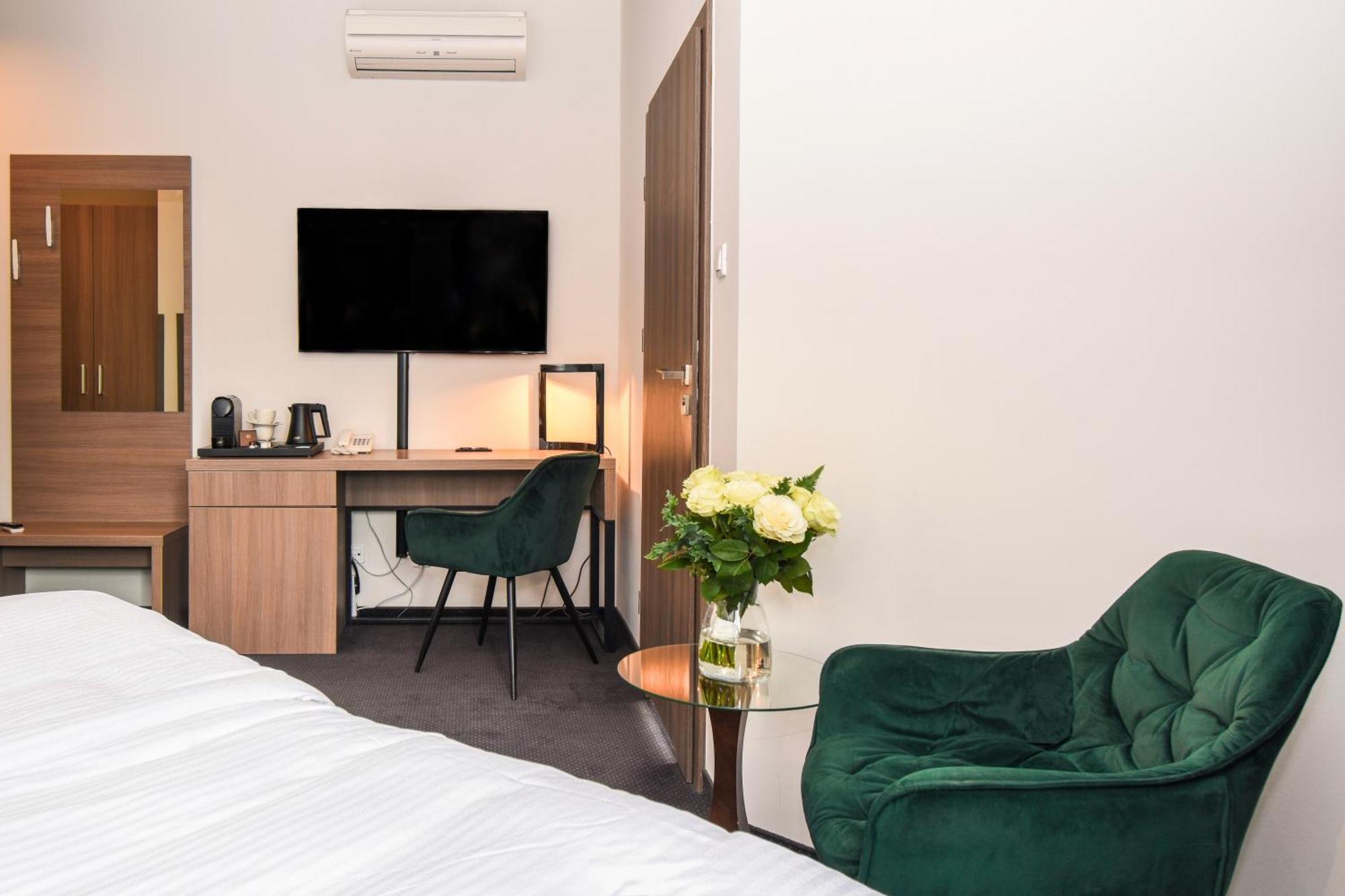 אינוברוקלאוו Hotel Saline מראה חיצוני תמונה